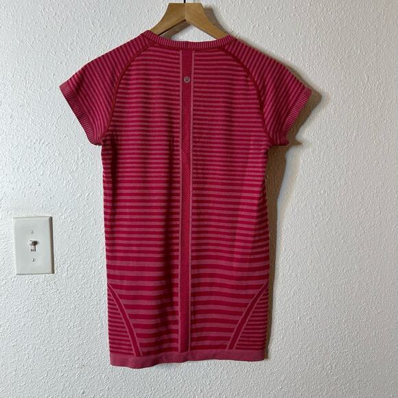 Lululemon tank tops, built in bra, bundle medium - Picture 3 of 4